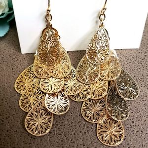A New Day Filigree Kite Earrings Gold
